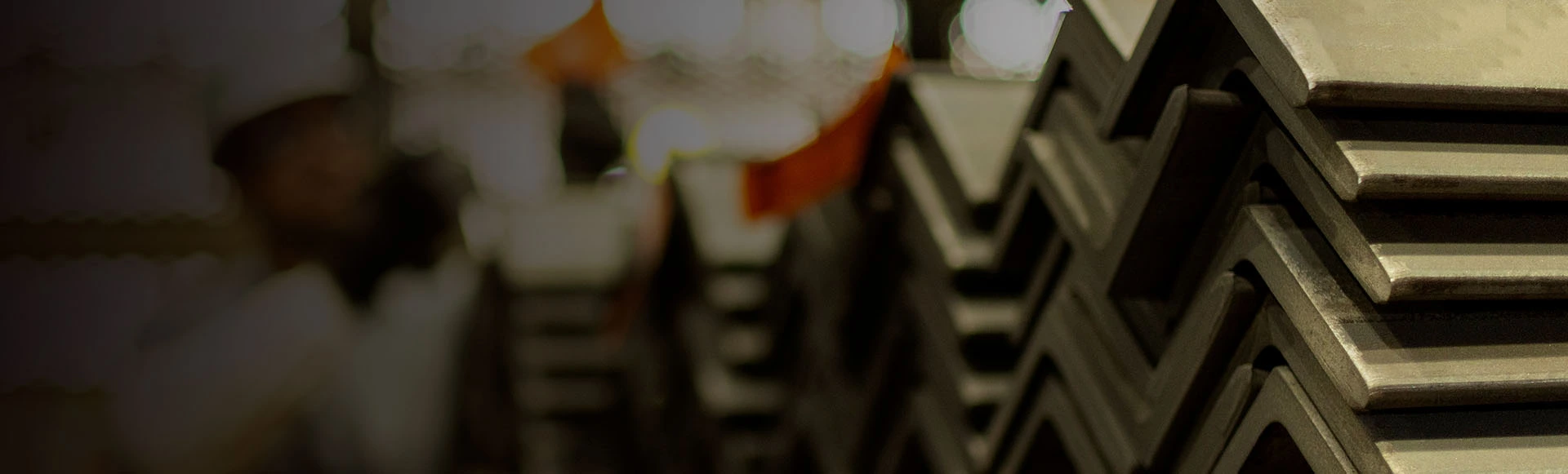 ArcelorMittal lança Cantoneira de Alta Resistência 60+ para estruturas metálicas mais eficientes